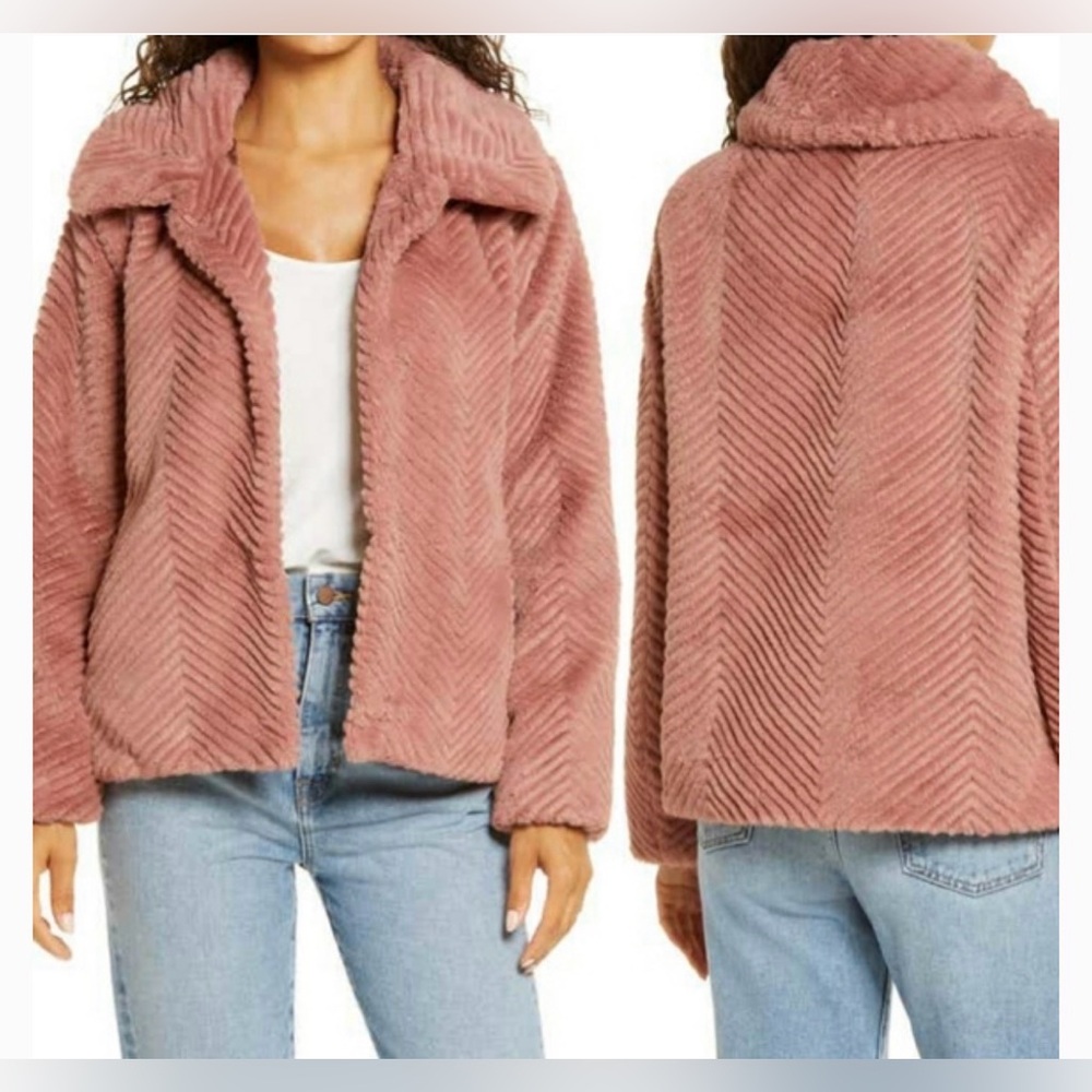 Halogen Chevron Faux Fur Coat in Pink Antique